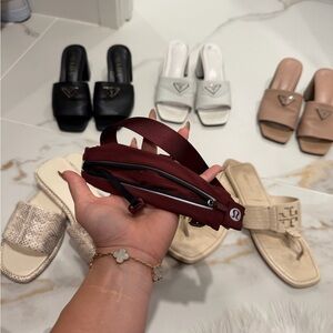 lululemon athletica Small Waist Pouch in Burgundy